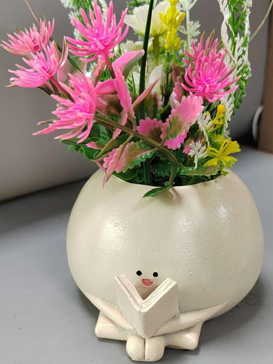 Eleven To Eleven Decor Reading Flower Pot