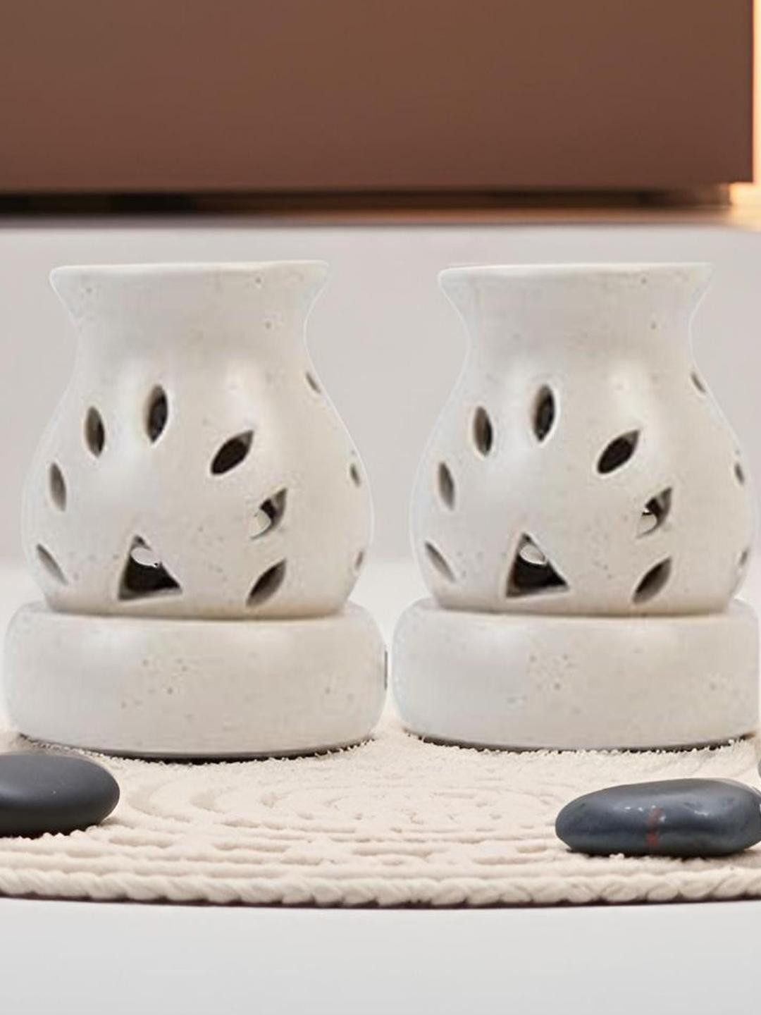 Kraftlik Handicrafts Electric Ceramic Aroma Oil Diffuser with Aroma Oil