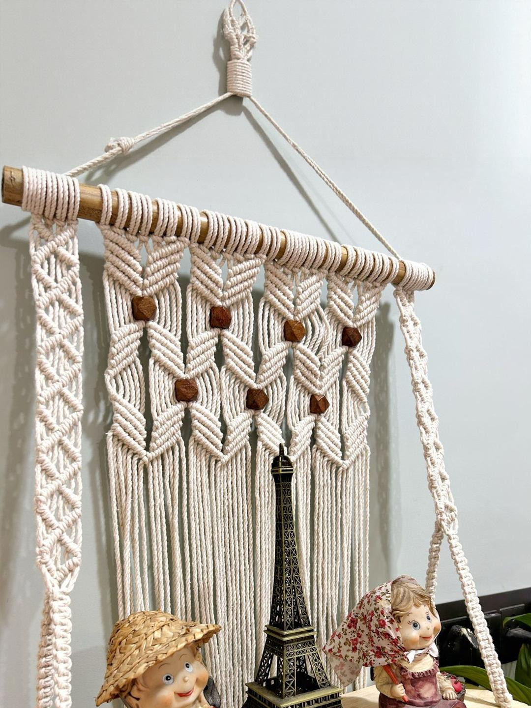 Sarmaya - The Handcraftes Tales Ivory Macrame Hanging Wall Shelf
