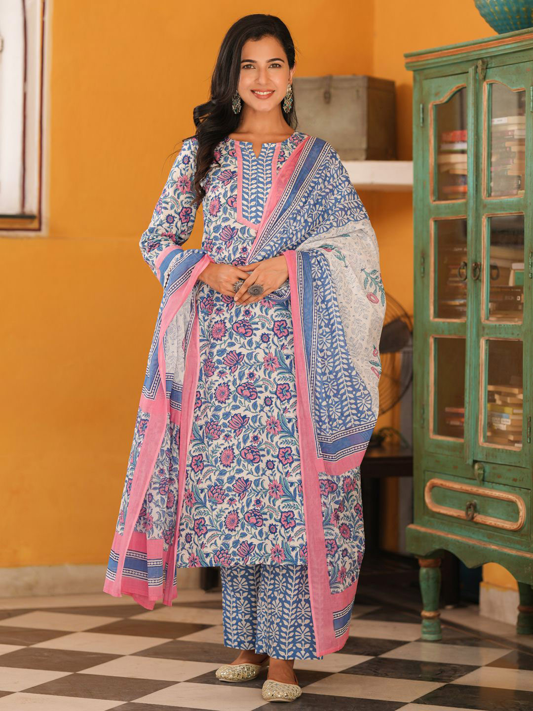 Rain & Rainbow Women Floral Printed Cotton Straight Kurta with Trousers & Dupatta