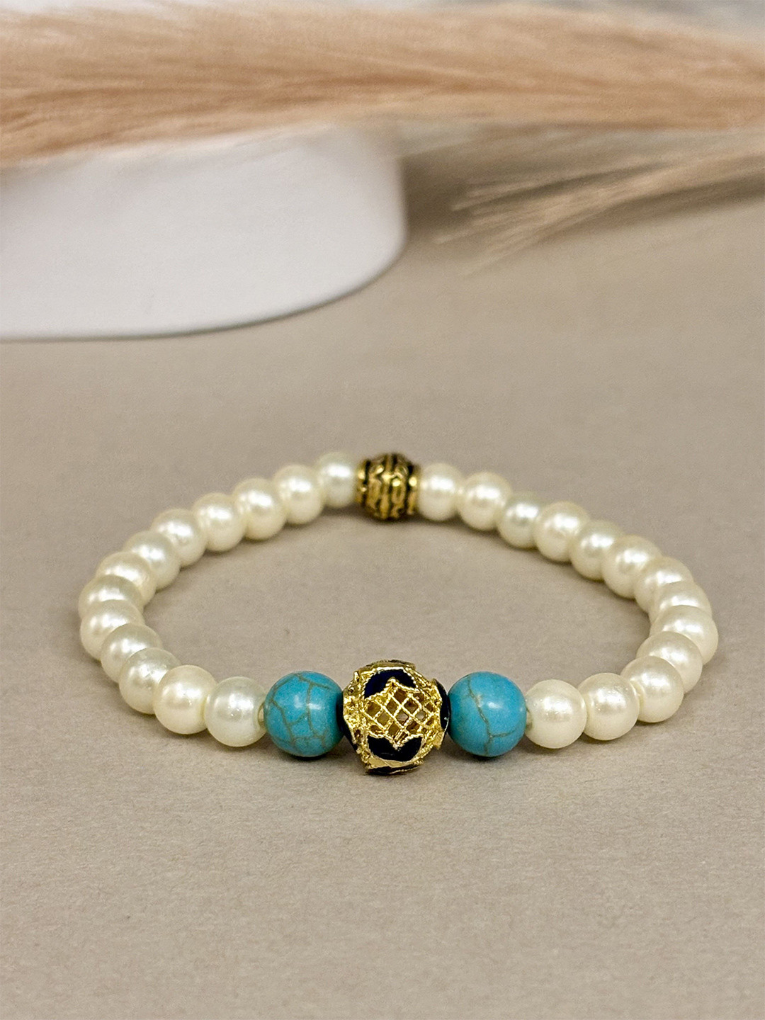 SANAA CREATIONS Unisex Crimson Stone Onyx & Pearls Beaded Elasticated Bracelet