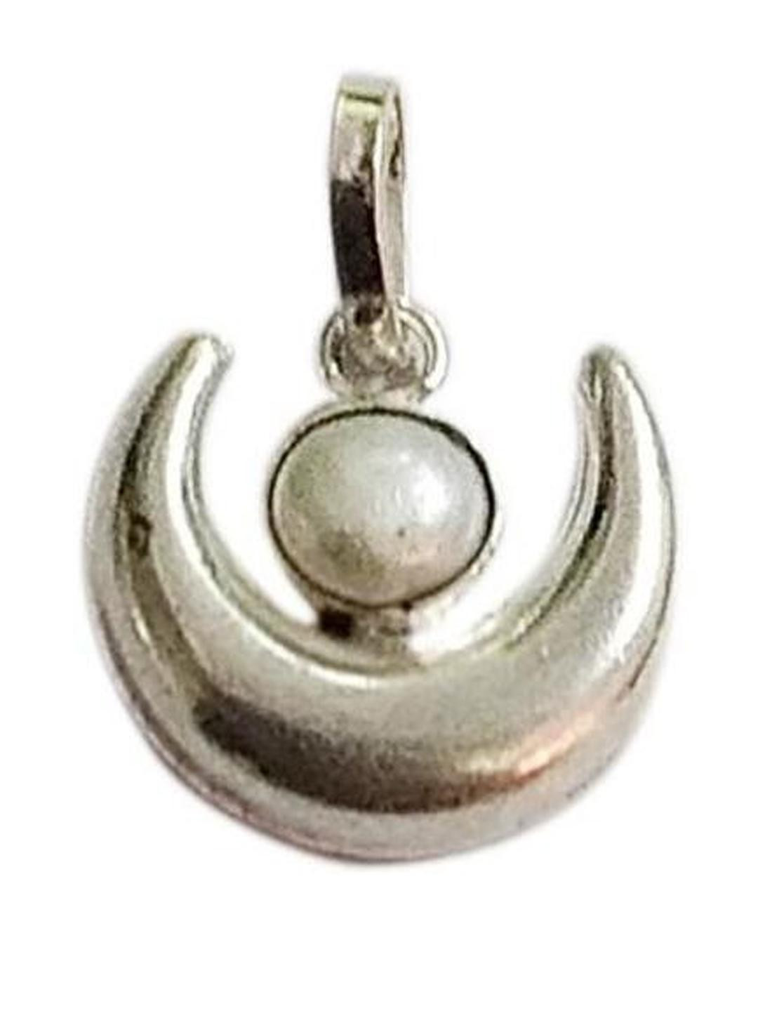 RAVIOUR LIFESTYLE Silver Pearl Pendant