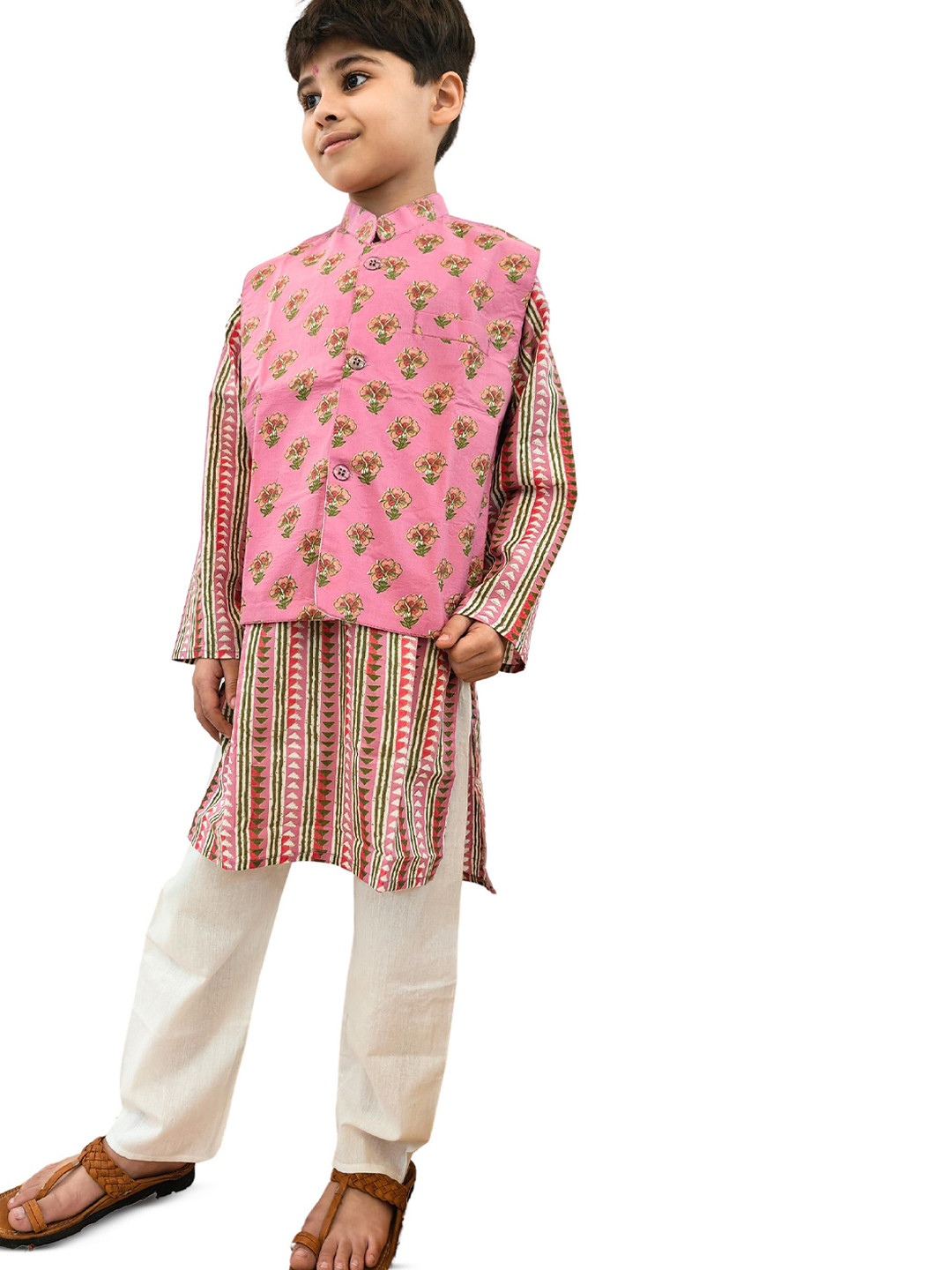 FREE BIRDS Boys Geometric Printed Pure Cotton Kurta & Pajama With Nehru Jacket