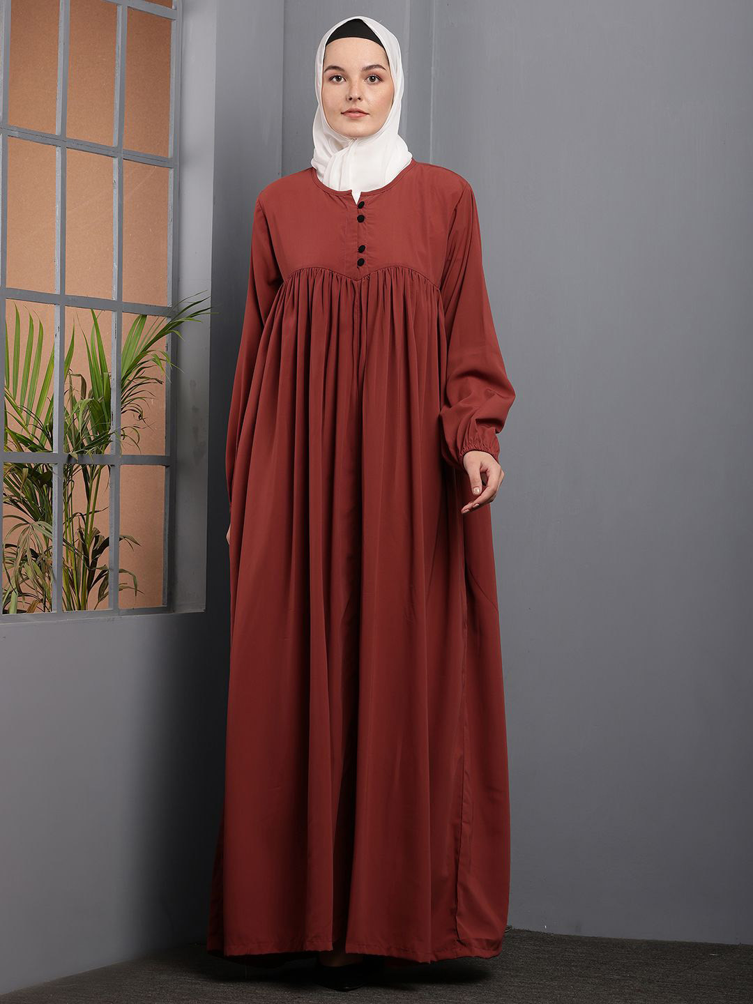 Tawakkul Clothes Round Neck Pleated Abaya Burqas