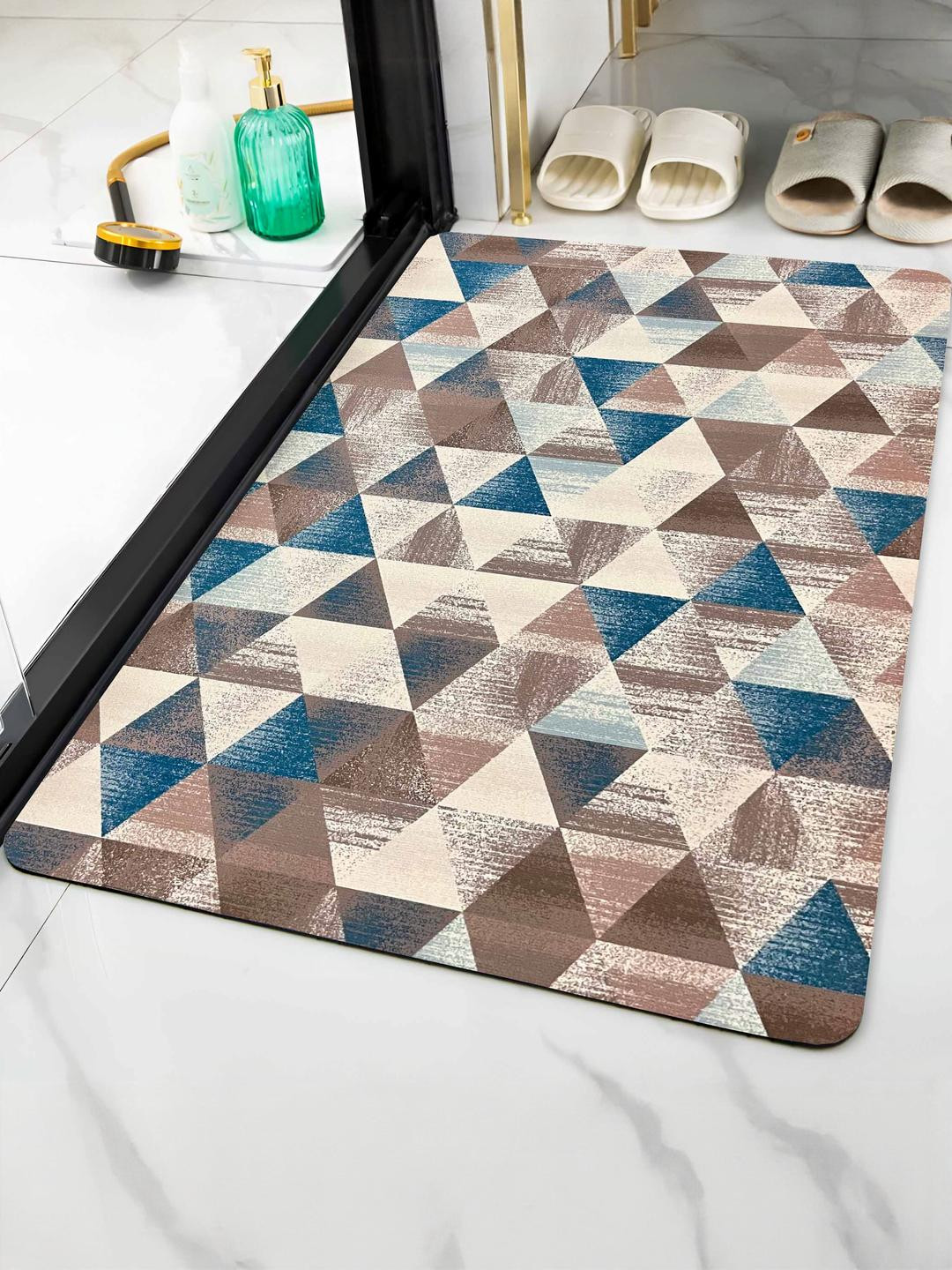 IVAZA Brown & Beige Geometric Patterned 120 GSM Bathmat