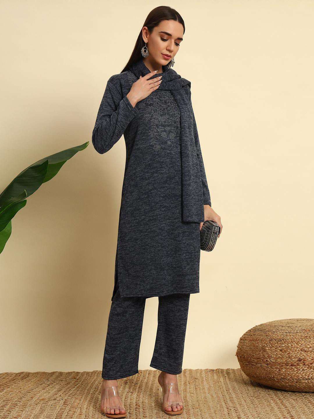 ZEPPI Women Wool Blend Kurta Set