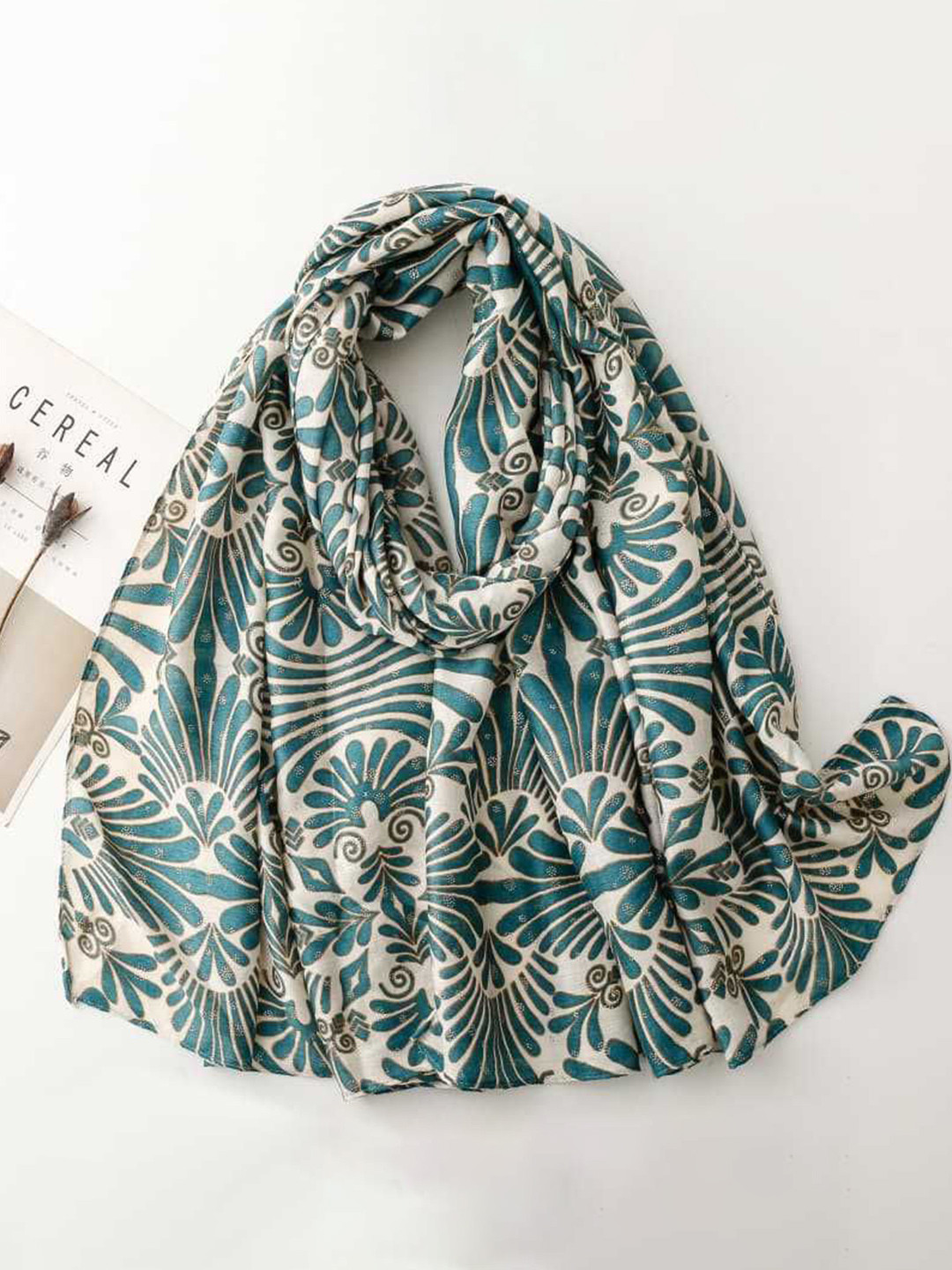 QUECY Women Ethnic Motifs Printed Scarf