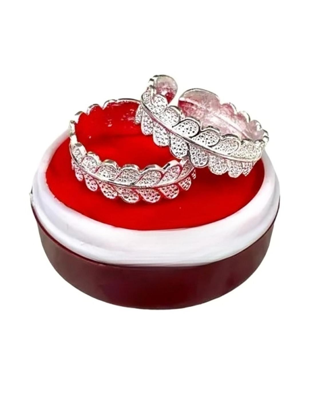 Jaynen Women Silver Anklet