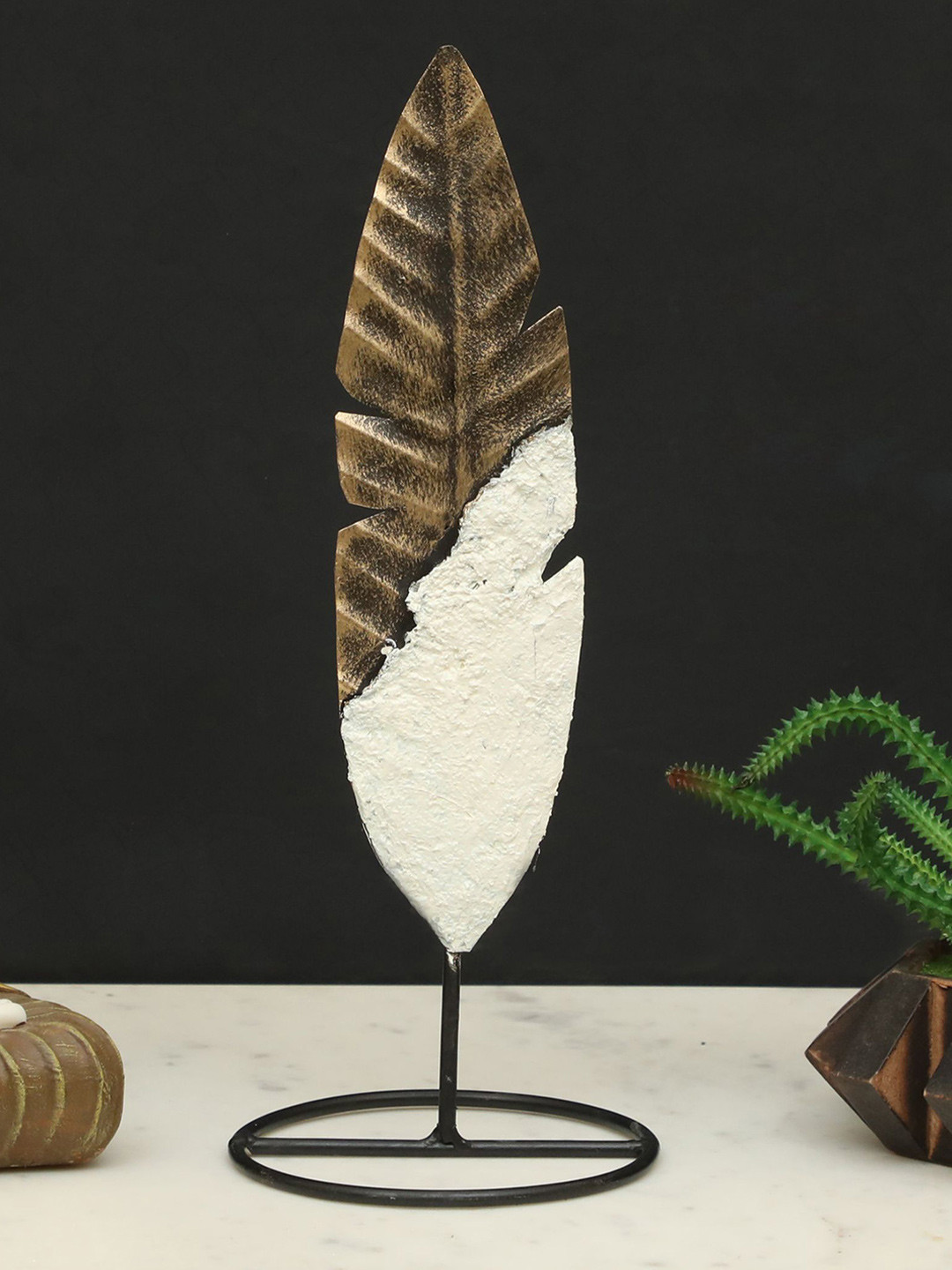 vedas F-Cyrus Gold-Toned & White Palm Leaf Showpiece