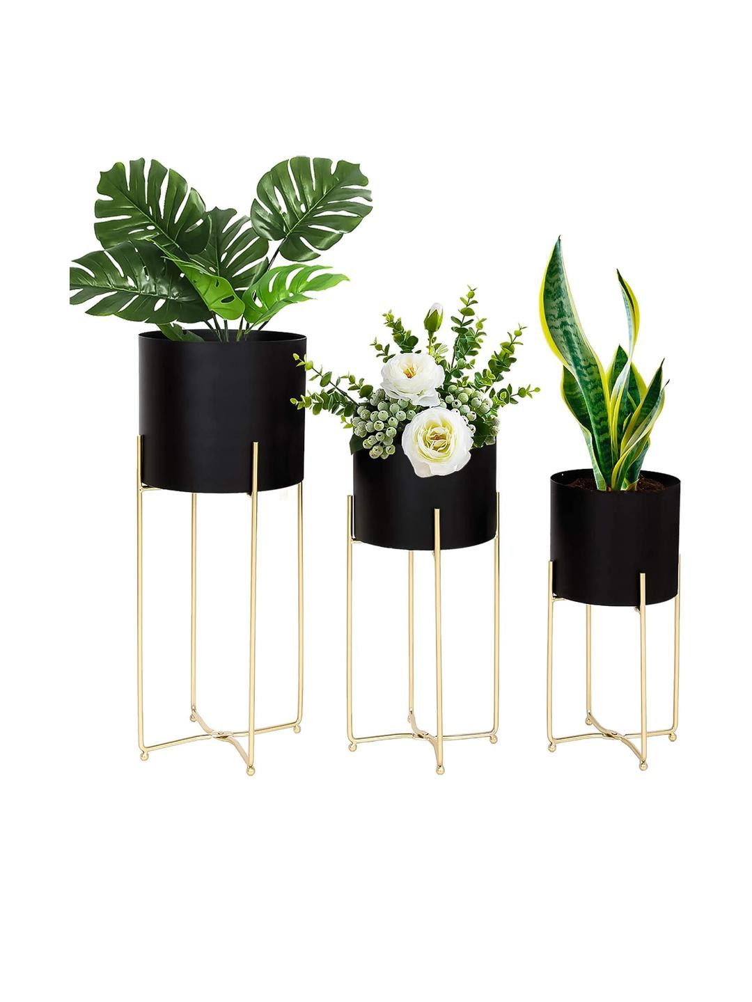 Inshreys Black Set Of 3 Matte Finish Indoor Planters With Stands