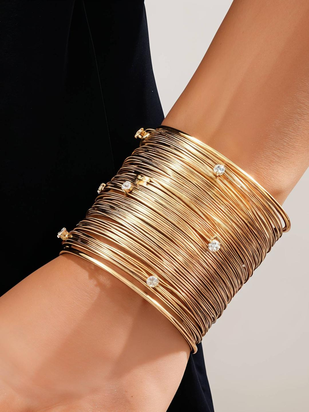 RAPPERSSHOP Women Cubic Zirconia Gold-Plated Cubic Zirconia Bracelet