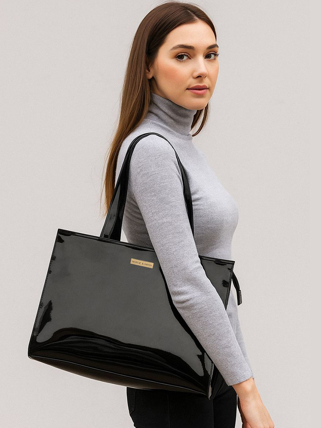 Horse and Hash Women Solid Structured Shoulder Bag