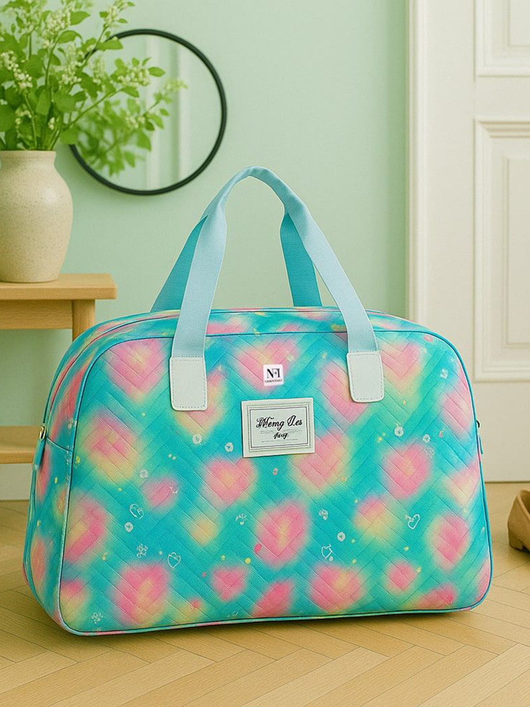 NFI essentials Printed Medium Casual Duffel Bag