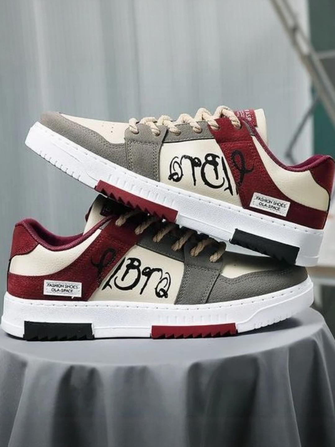 FreeMo Men Red Casual Shoes