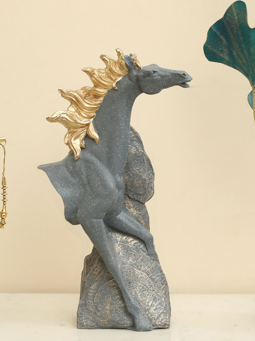 vedas S-Nexo Grey & Gold-Toned Horse Showpiece