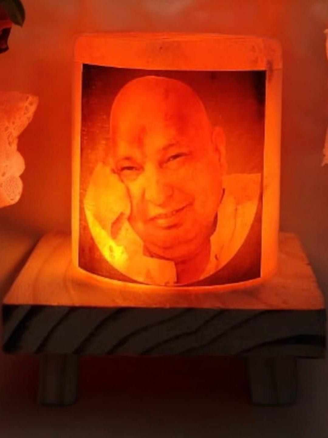 Cylindrical GuruJi Face Himalayan Rock Salt Lamp for Positive Energy, Table Lamp