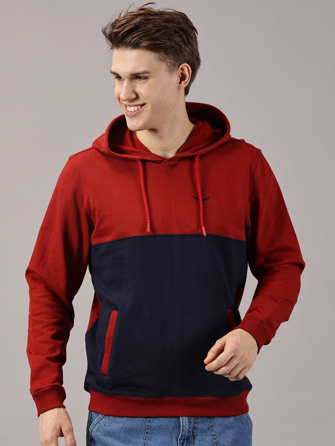 LEON Men Colourblocked Hooded Long Sleeves Sweatshirt
