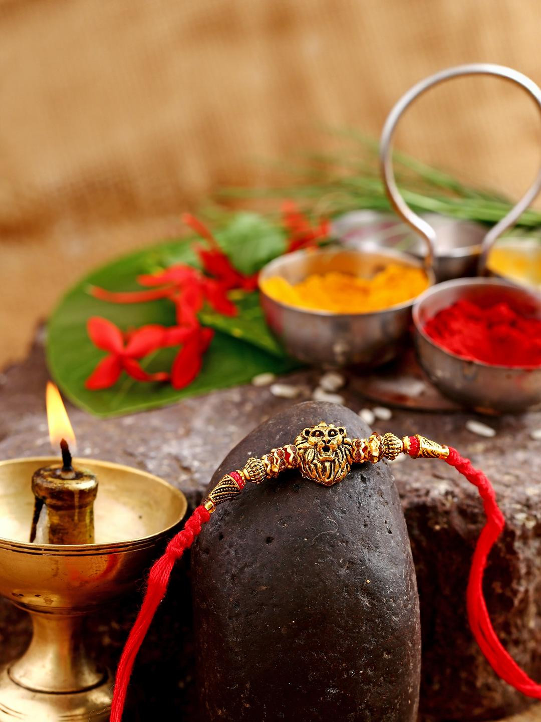 Vivastri's Antique Finish Gold Plated Alloy Rakhi [VIVA1088RKG]