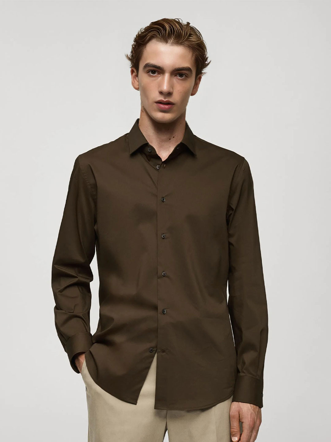 MISCHIEF MONKEY Classic Tailored Fit Spread Collar Pure Cotton Casual Shirt