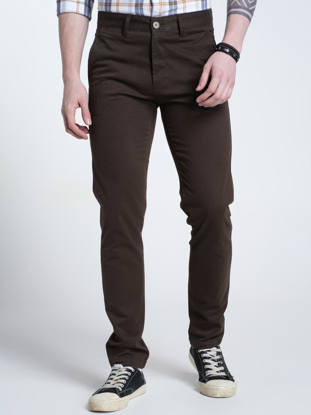 Double Two Men Smart Slim Fit Mid-Rise Cotton Chambray Chinos