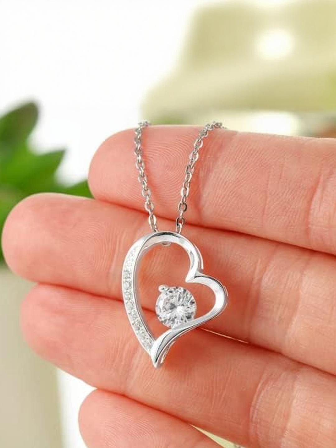 Sterling Silver Pendant With Certificate of Authenticity and 925 Stamp