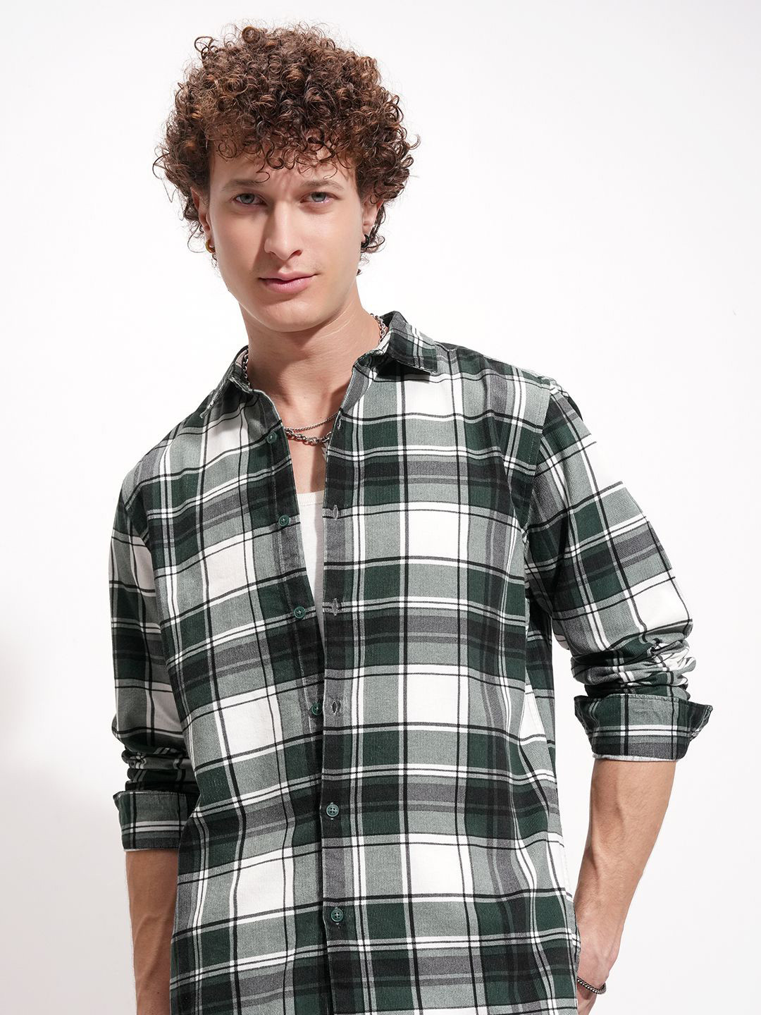 HIGHLANDER Checked Slim Fit Cotton Casual Shirt