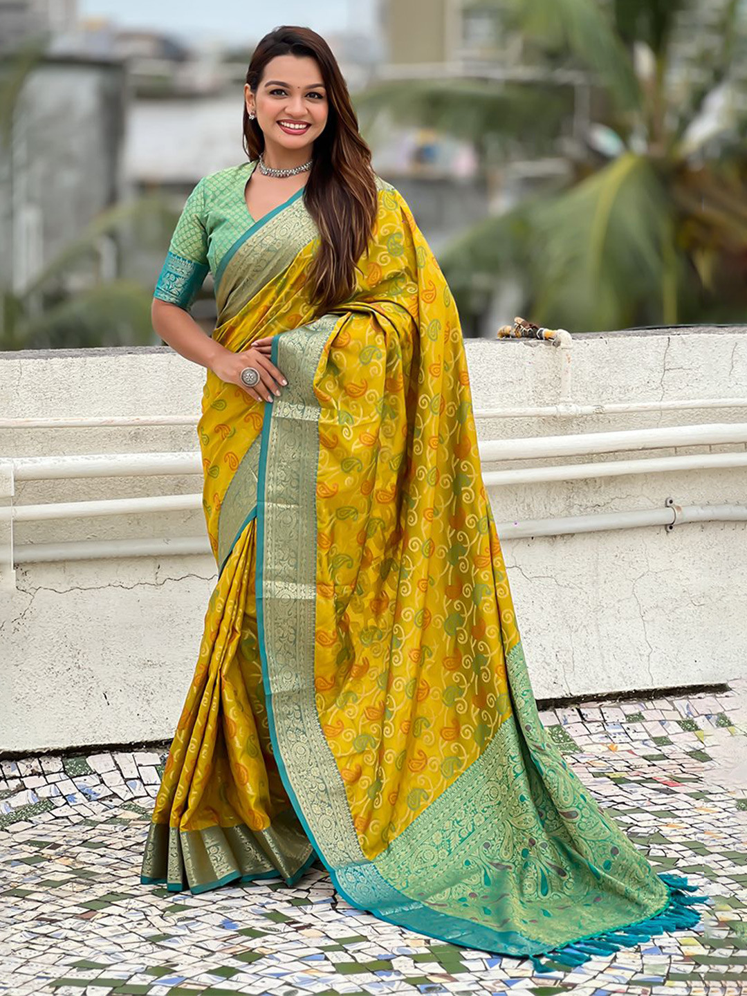 ELITE WEAVES Paisley Printed Patola Saree with Woven Design Zari Border