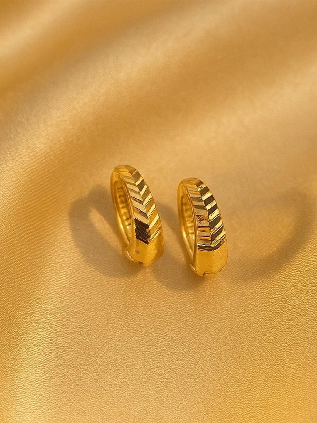 Grishma Circular Shaped Hoop Earrings