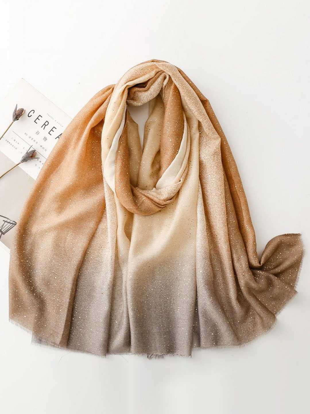 QUECY Women Self Design Scarf with Frayed Border