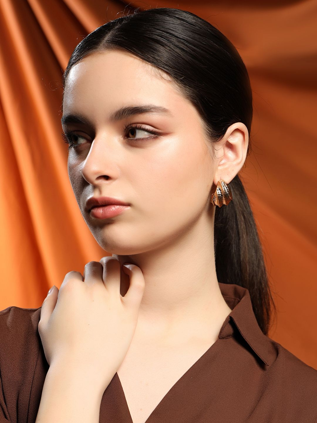 Kazo Contemporary Chic Hoop Earrings