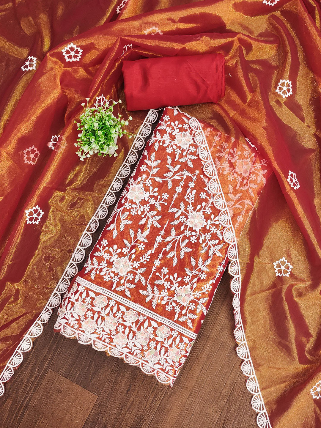 Rangtulika Ethnics Floral Embroidered Therad Work Organza Unstitched Dress Material