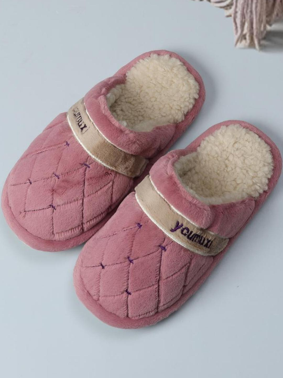 DRUNKEN Women Winter Pink Room Slippers