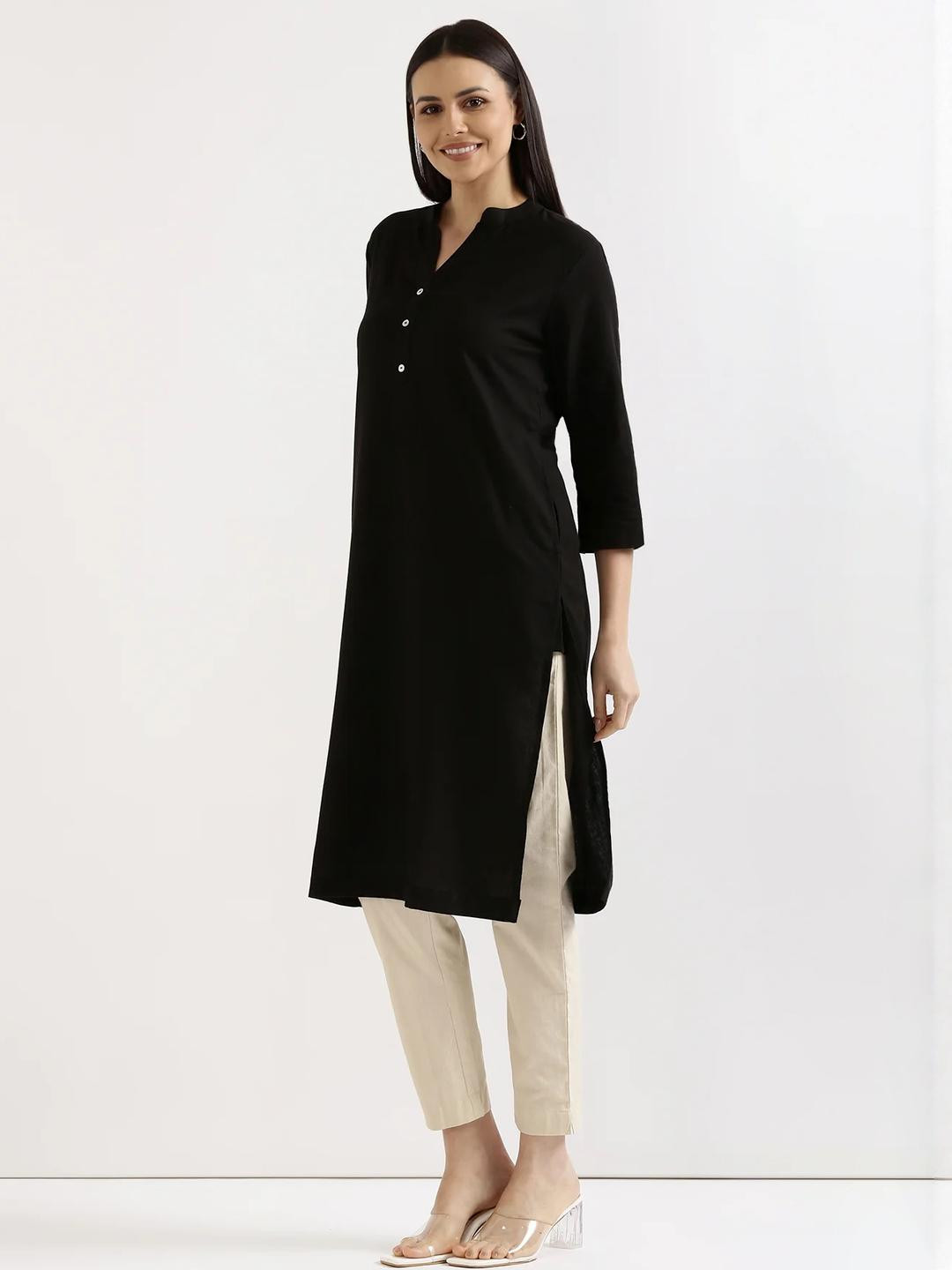 Tarubi Women Black Viscose Rayon Kurtis