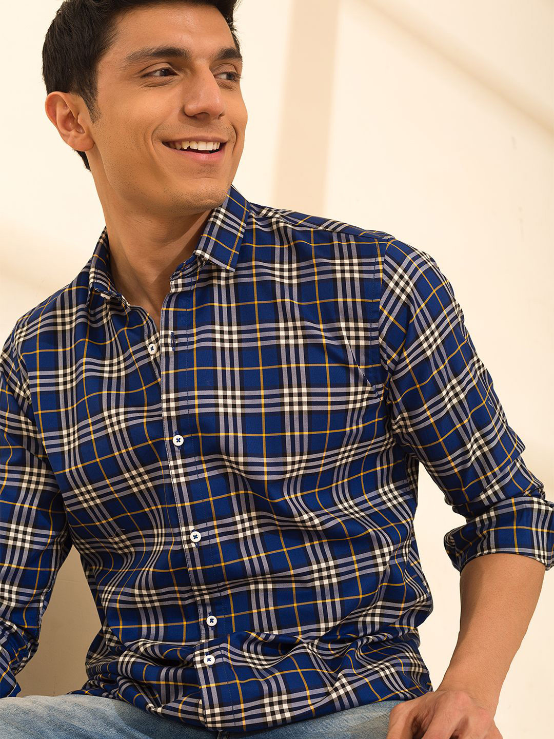 Mculine Checked Long Sleeves Standard Cotton Shirt