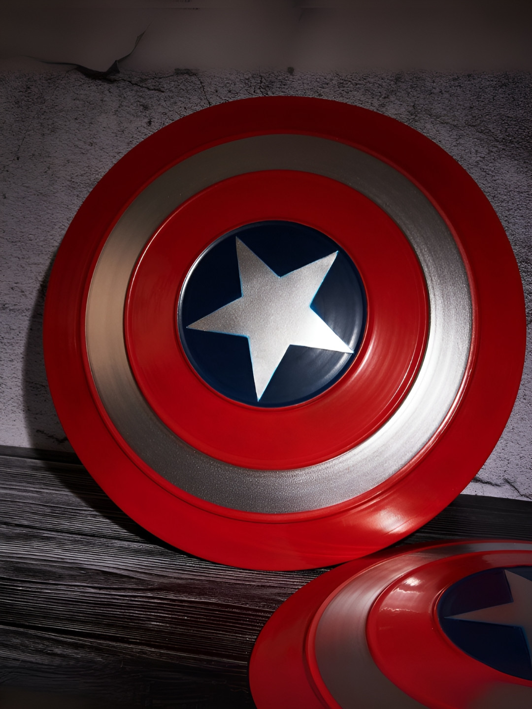 eazy wagon Red & White Captain America Shield Wall Decor