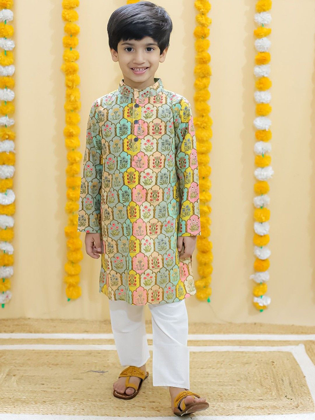FREE BIRDS Boys Ethnic Motif Printed Pure Cotton Straight Kurta & Pyjama