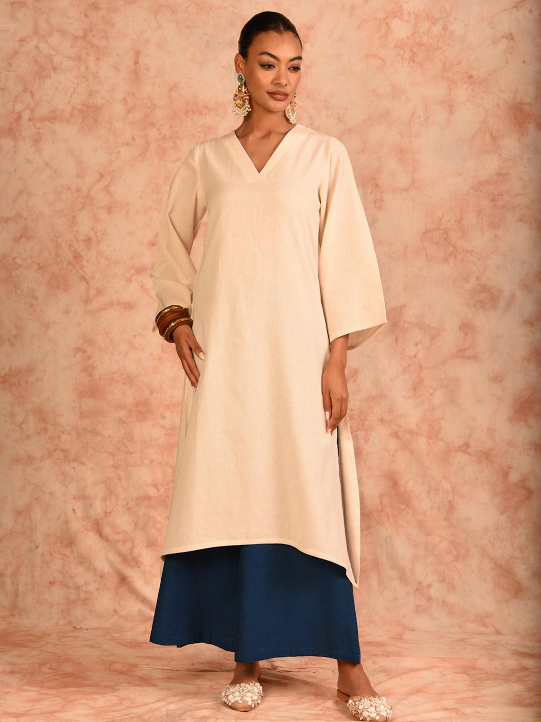 JHALAKK BY LAALZARI Women Cream Kurtas