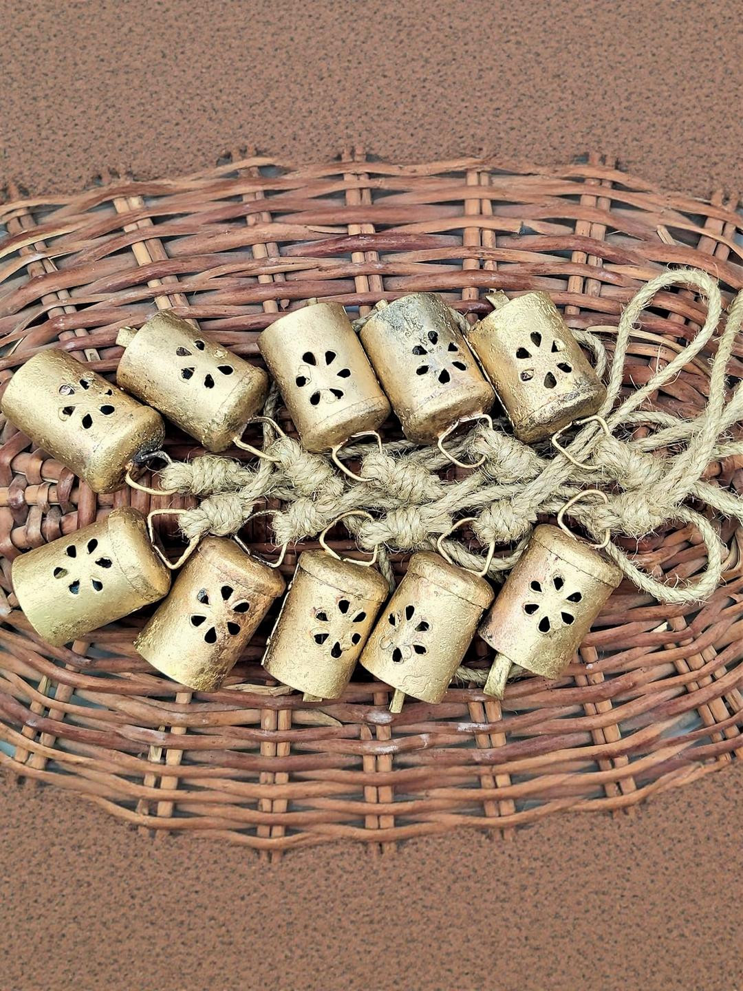 Rusty Harmony Cone Shape Cow Bells 10 Pieces Cylinderical Folwer, Small