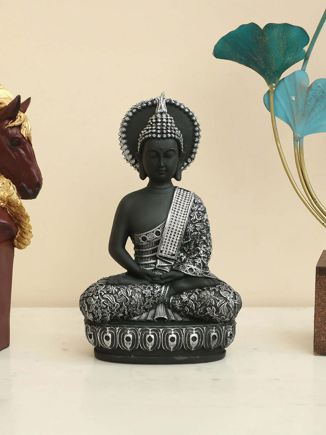 vedas S-Akira Black & Silver-Toned Meditation Buddha Showpiece