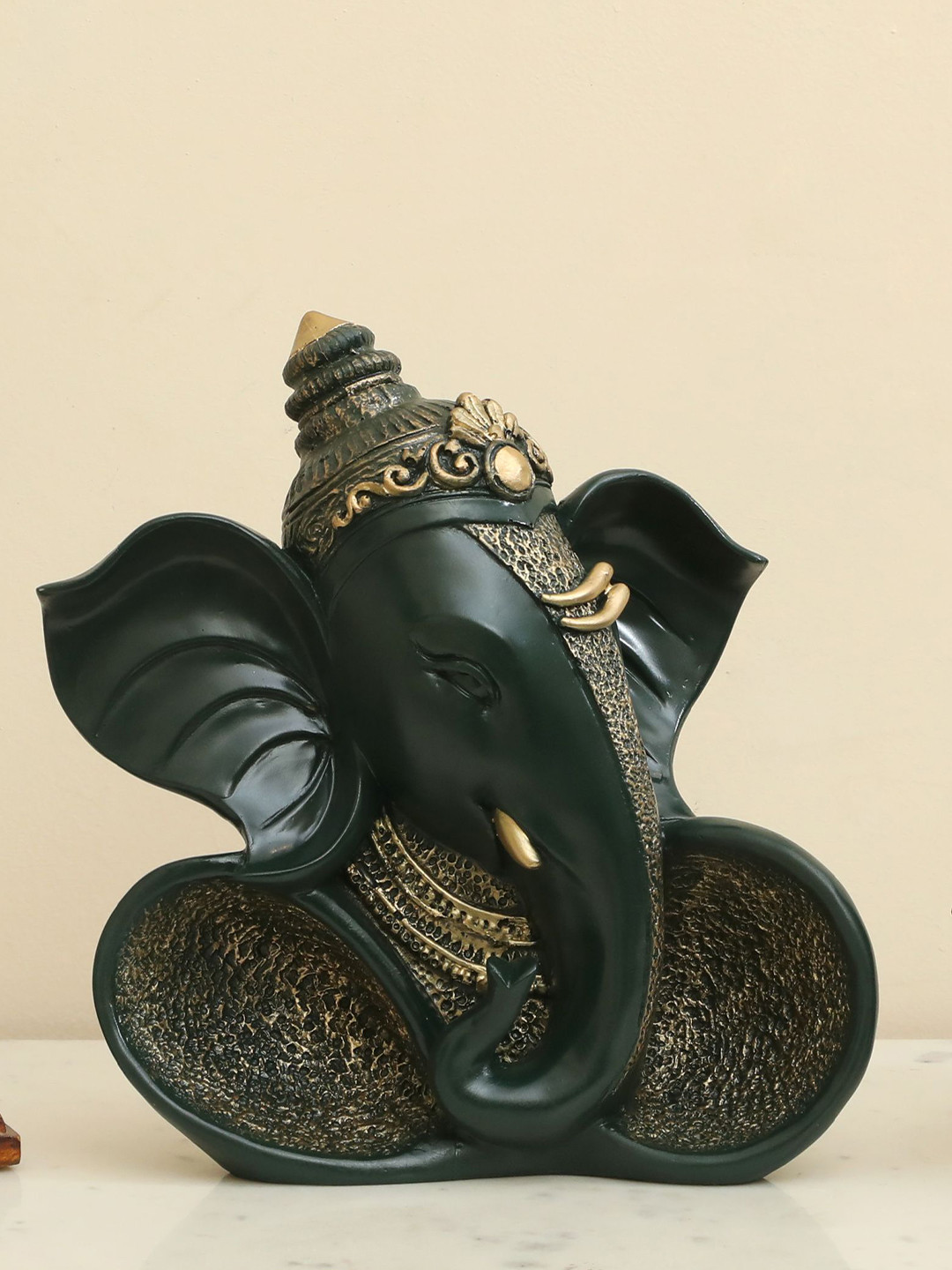 vedas S-Gokul Black & Gold-Toned Ganesha Religious Showpiece