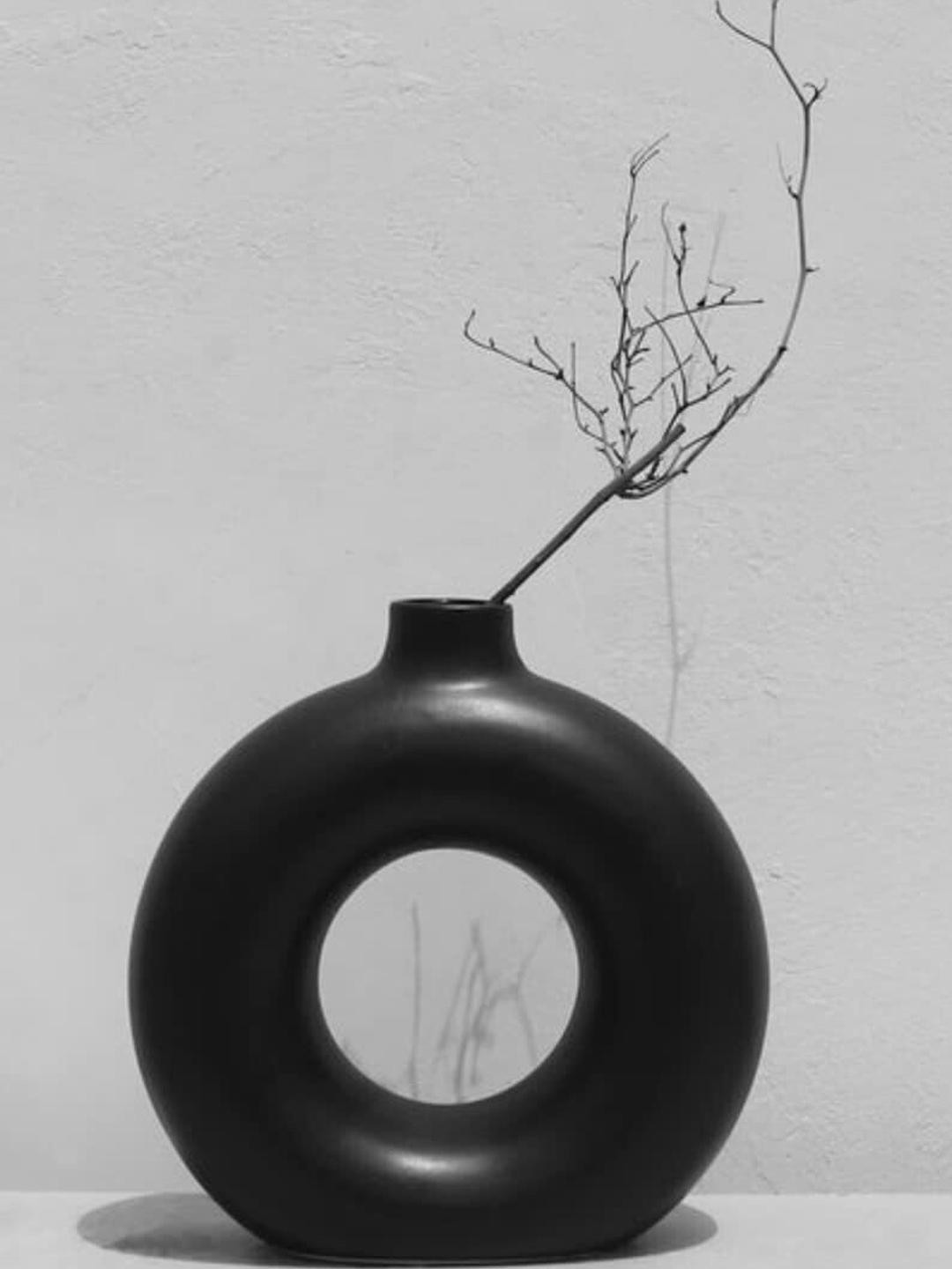 Kraftlik Handicraft Black Ceramic Vases
