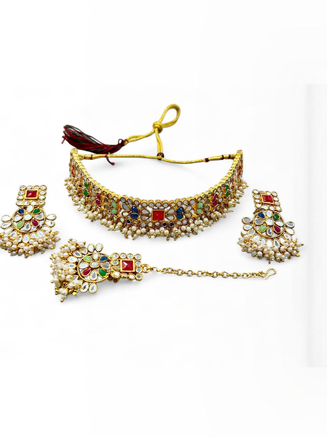 ANTIQUE JEWELLERY Women Multiolor Beaded Gold Plated  Jewellery Set