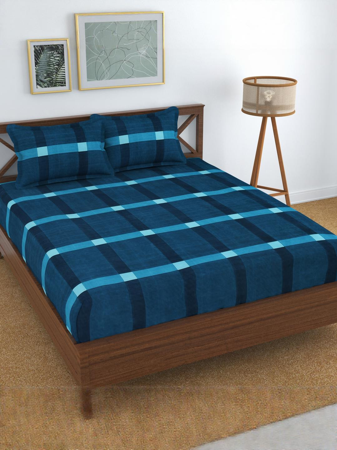 Fabture Queen 210 TC Printed Bedsheet with 2 Pillow Covers
