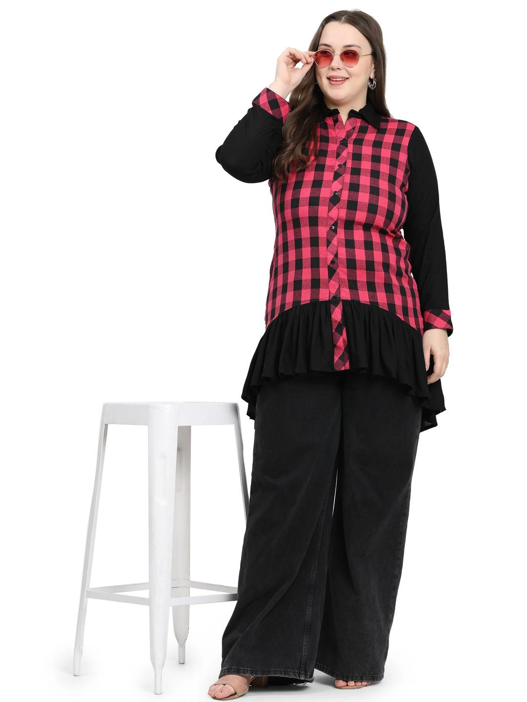 Lingra Women Cotton Solid Straight Kurta