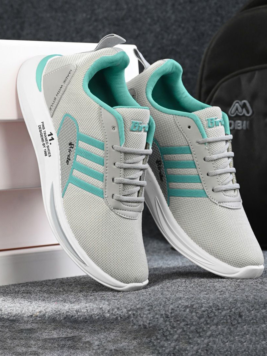 BIRDE Men Colourblocked Lightweight Mesh Sneakers