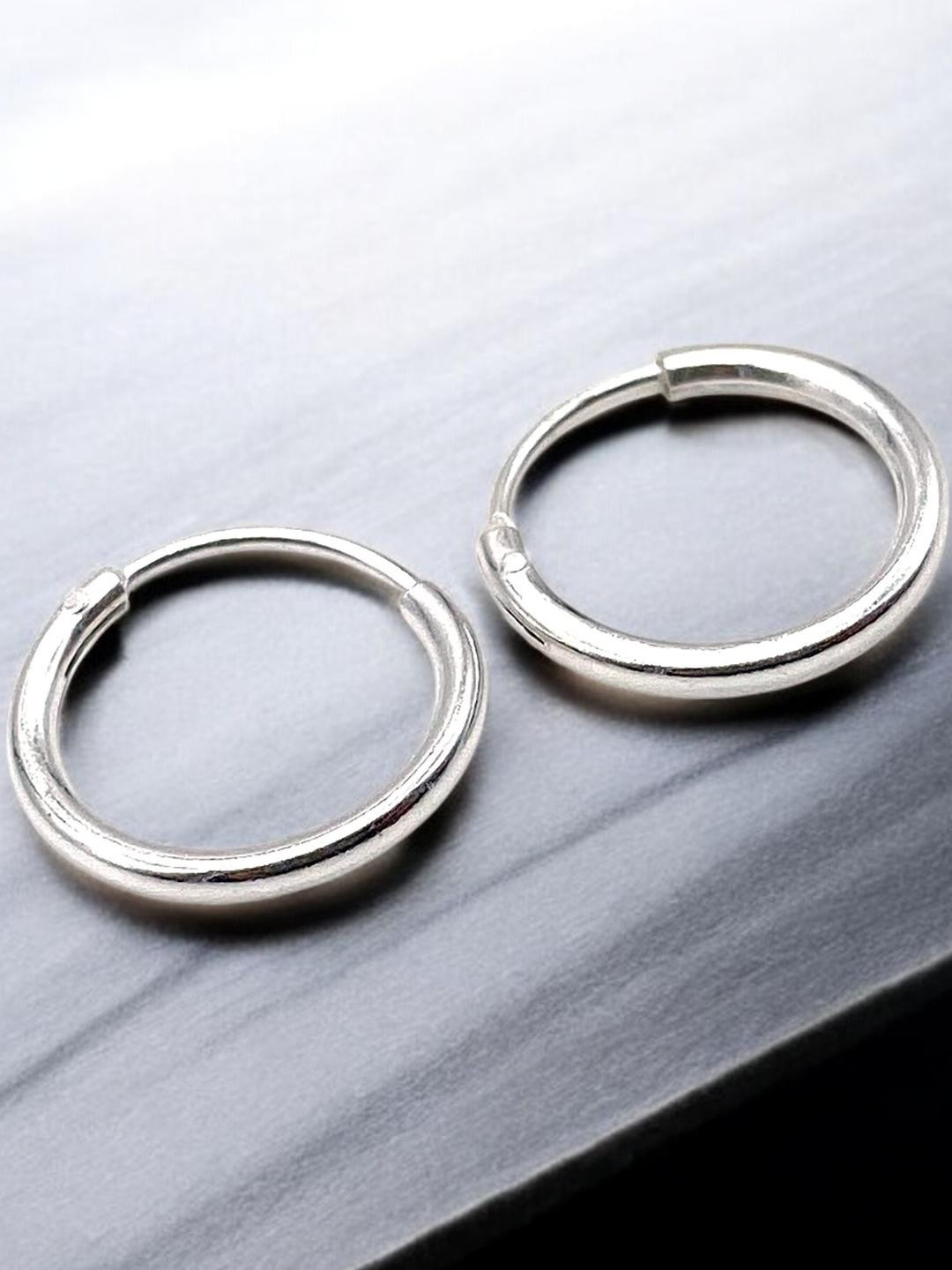 SOMYA Silver earring