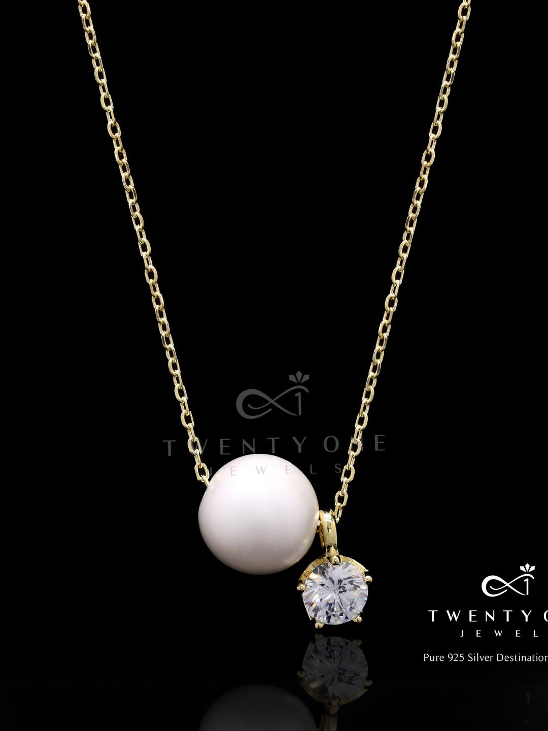 925 Silver 18k Gold Finish with Pearl Pendant