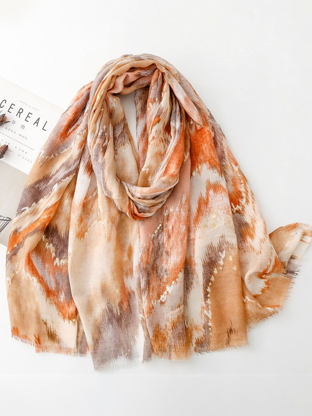 QUECY Women Abstracted Printed Scarf with Frayed Hem
