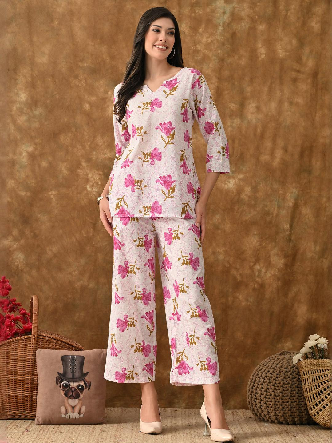 Saanvi Collection Floral Printed Pure Cotton Night Suit