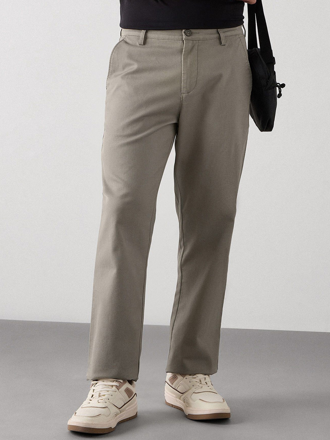 Red Flame Men's Solid Relaxed Fit Casual Trouser